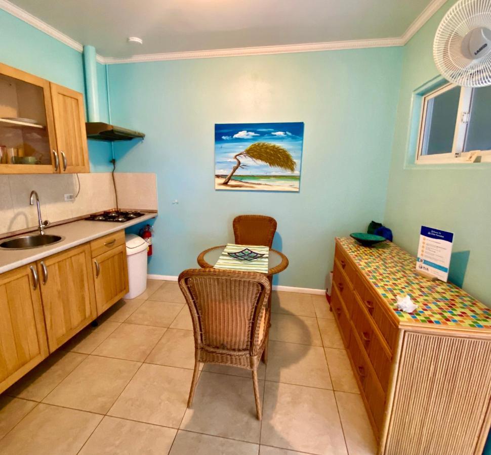 Little Paradise Aruba Vacation Apartments Palm Beach Bagian luar foto