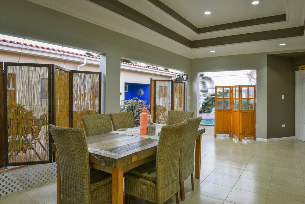 Little Paradise Aruba Vacation Apartments Palm Beach Bagian luar foto