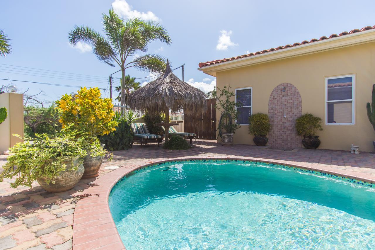 Little Paradise Aruba Vacation Apartments Palm Beach Bagian luar foto