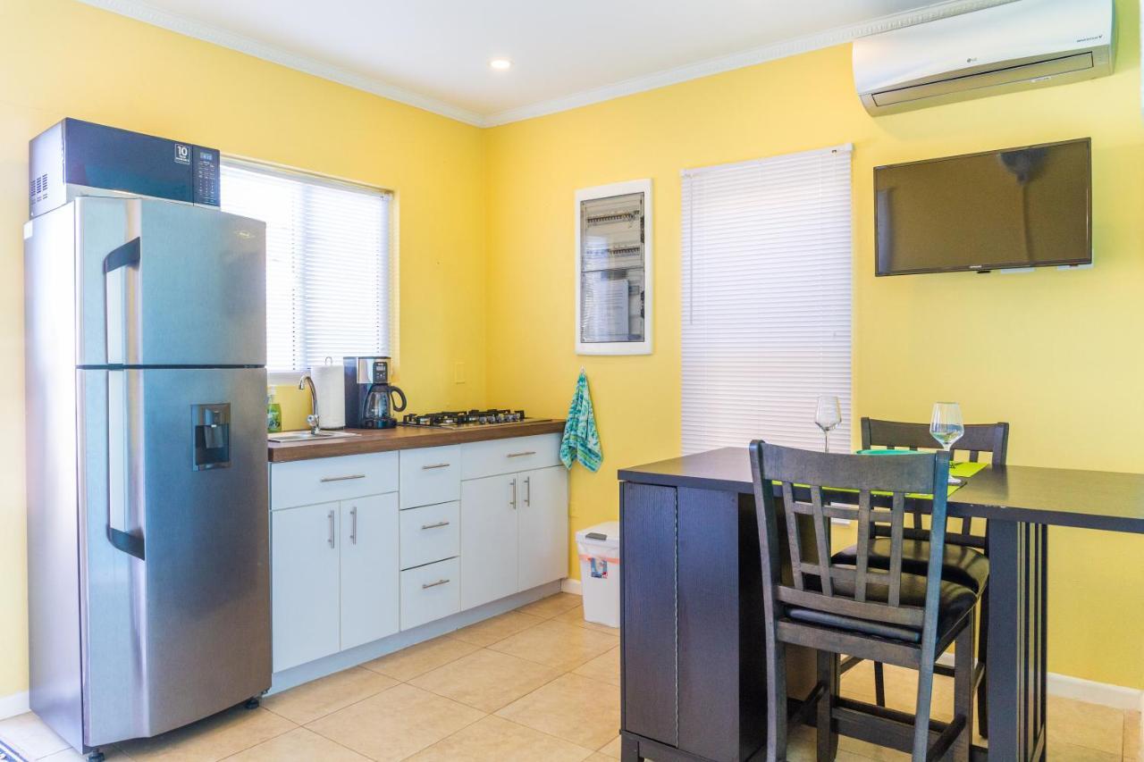 Little Paradise Aruba Vacation Apartments Palm Beach Bagian luar foto