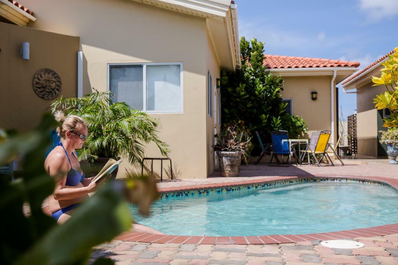 Little Paradise Aruba Vacation Apartments Palm Beach Bagian luar foto