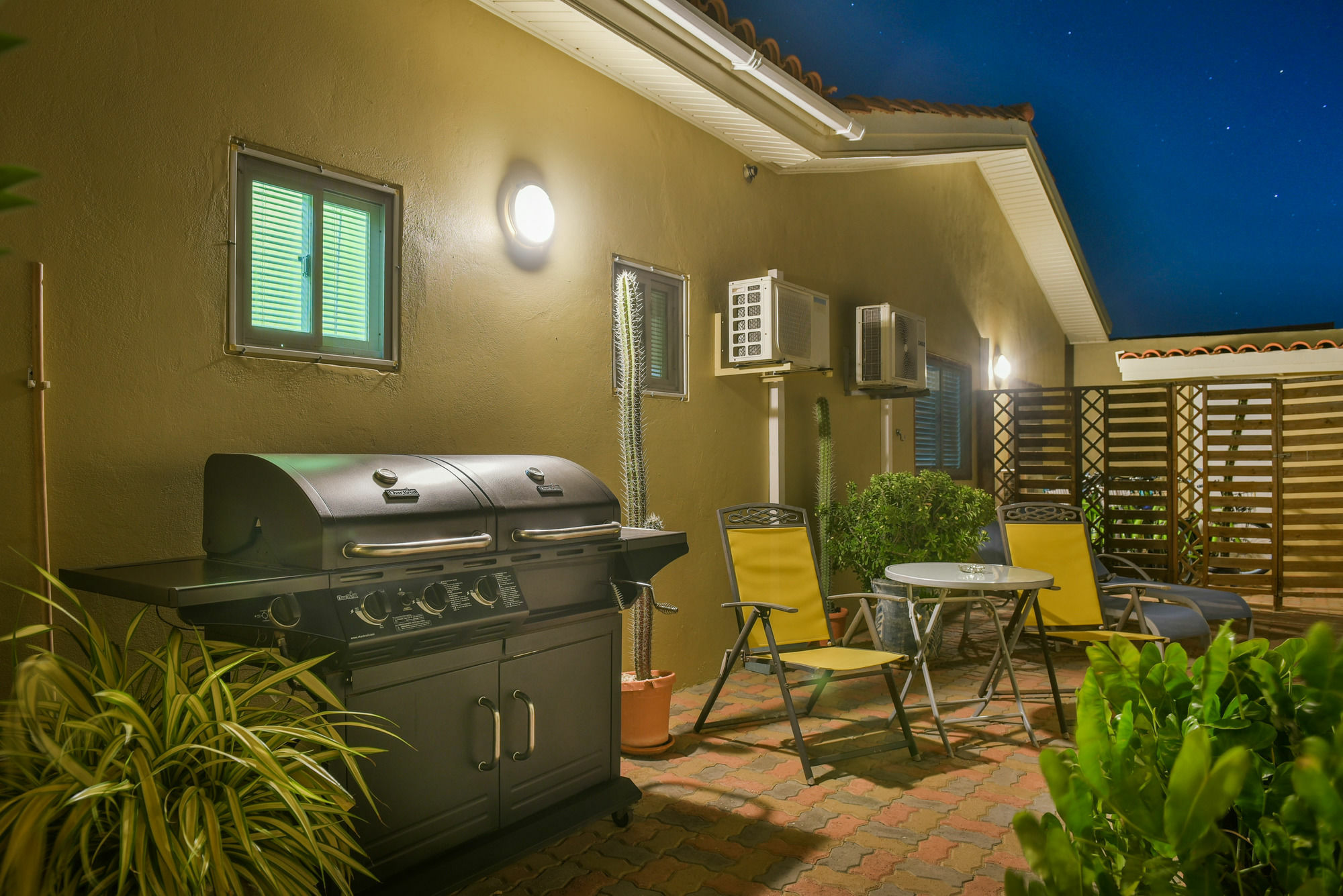 Little Paradise Aruba Vacation Apartments Palm Beach Bagian luar foto