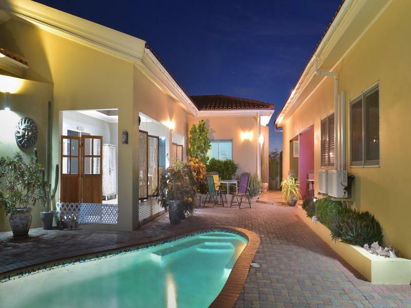 Little Paradise Aruba Vacation Apartments Palm Beach Bagian luar foto