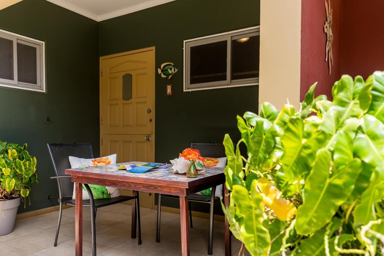 Little Paradise Aruba Vacation Apartments Palm Beach Bagian luar foto