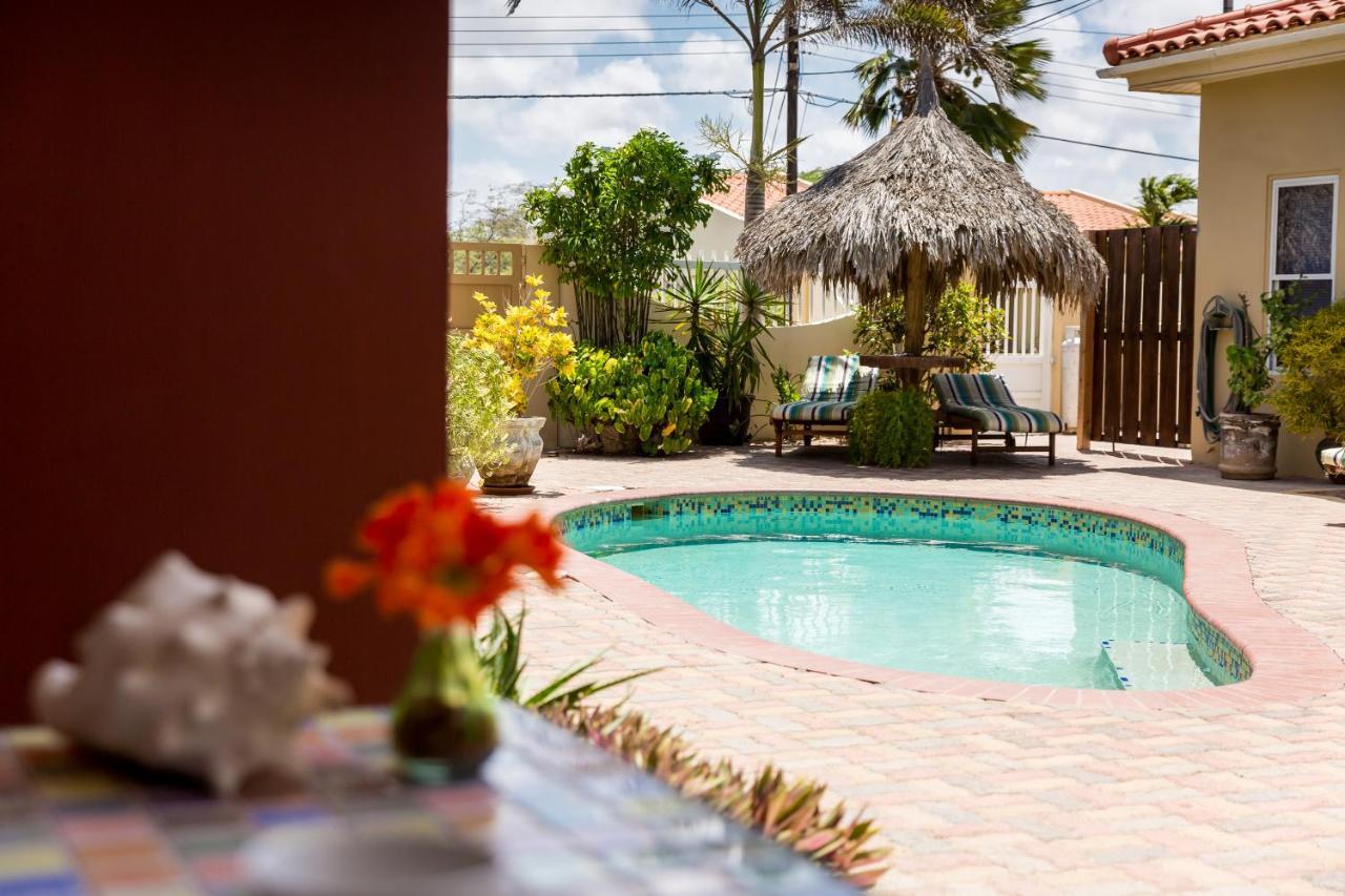 Little Paradise Aruba Vacation Apartments Palm Beach Bagian luar foto
