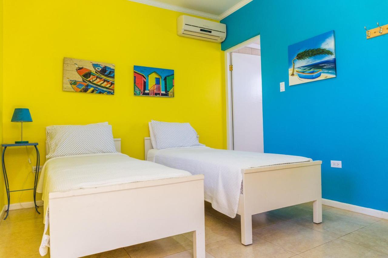 Little Paradise Aruba Vacation Apartments Palm Beach Bagian luar foto