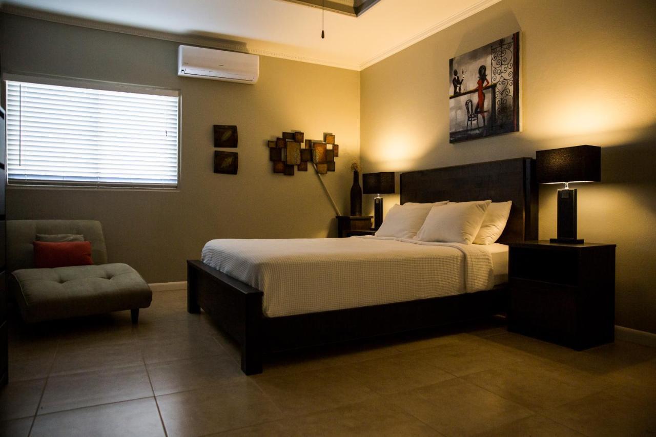 Little Paradise Aruba Vacation Apartments Palm Beach Bagian luar foto