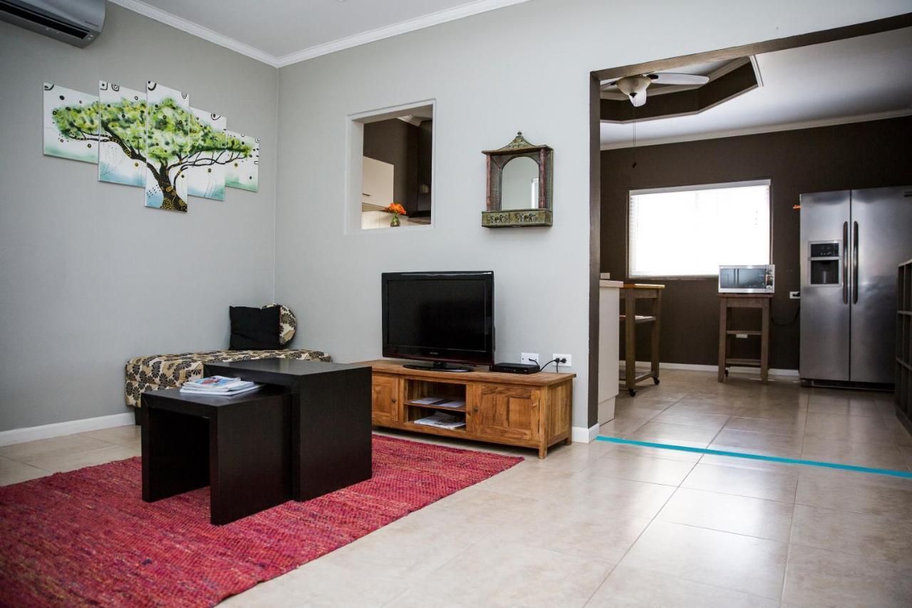 Little Paradise Aruba Vacation Apartments Palm Beach Bagian luar foto